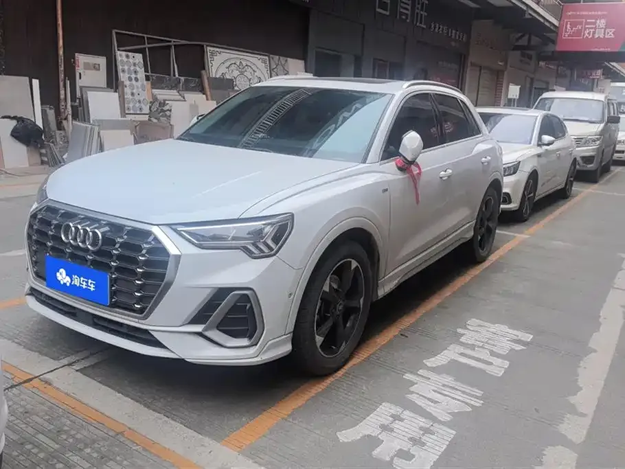 Audi Q3 2022 из CN, фото 1