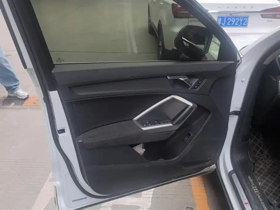 Audi Q3 2022 из CN, фото 7