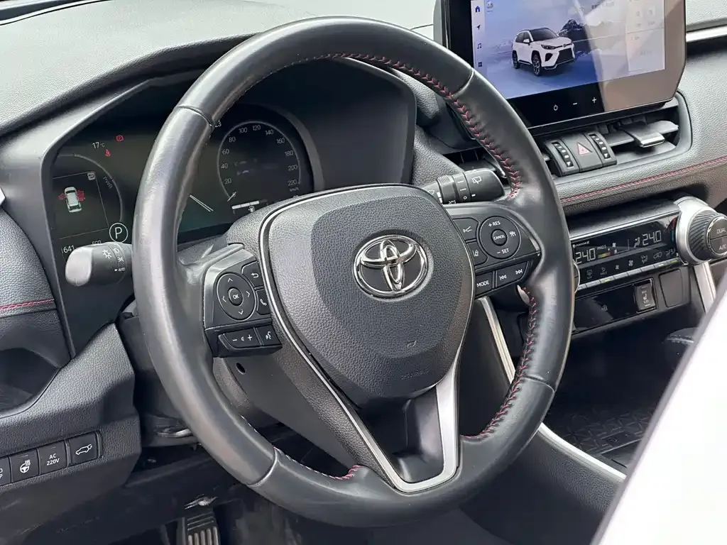 Toyota Wildlander New Energy 2023 из CN, фото 8
