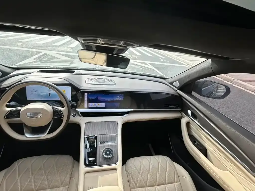Geely Xingyue L 2024 из CN, фото 2