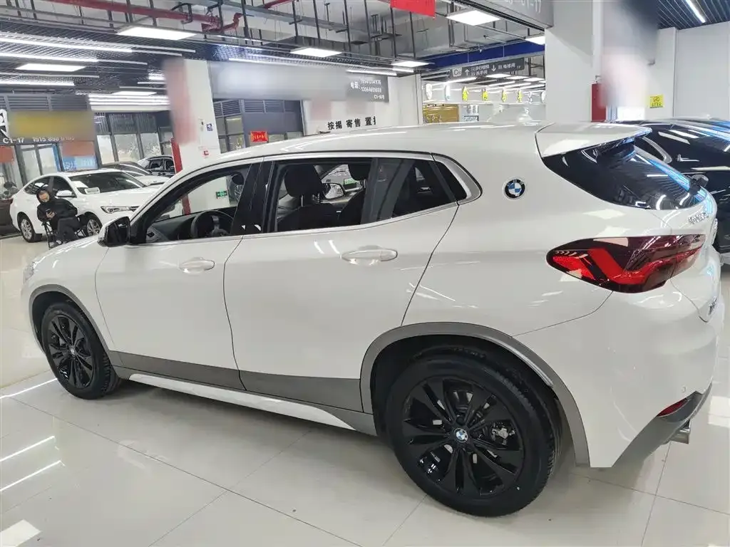 BMW X2 — фото 5