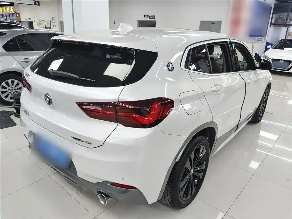 BMW X2 — фото 8