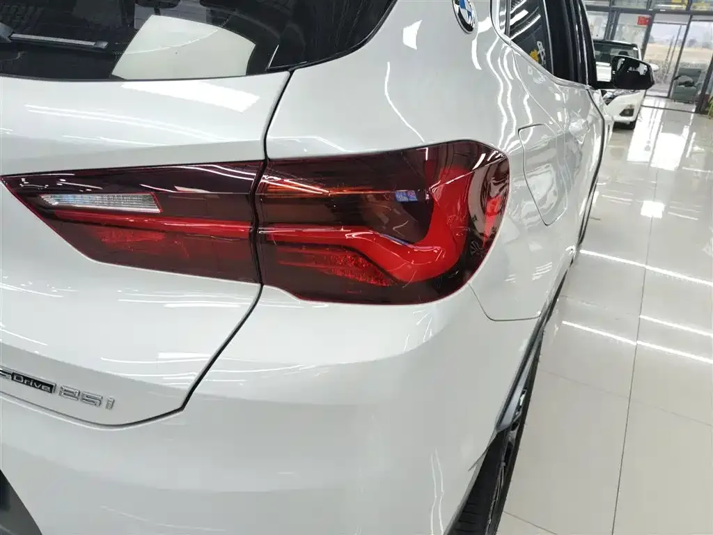 BMW X2 — фото 7
