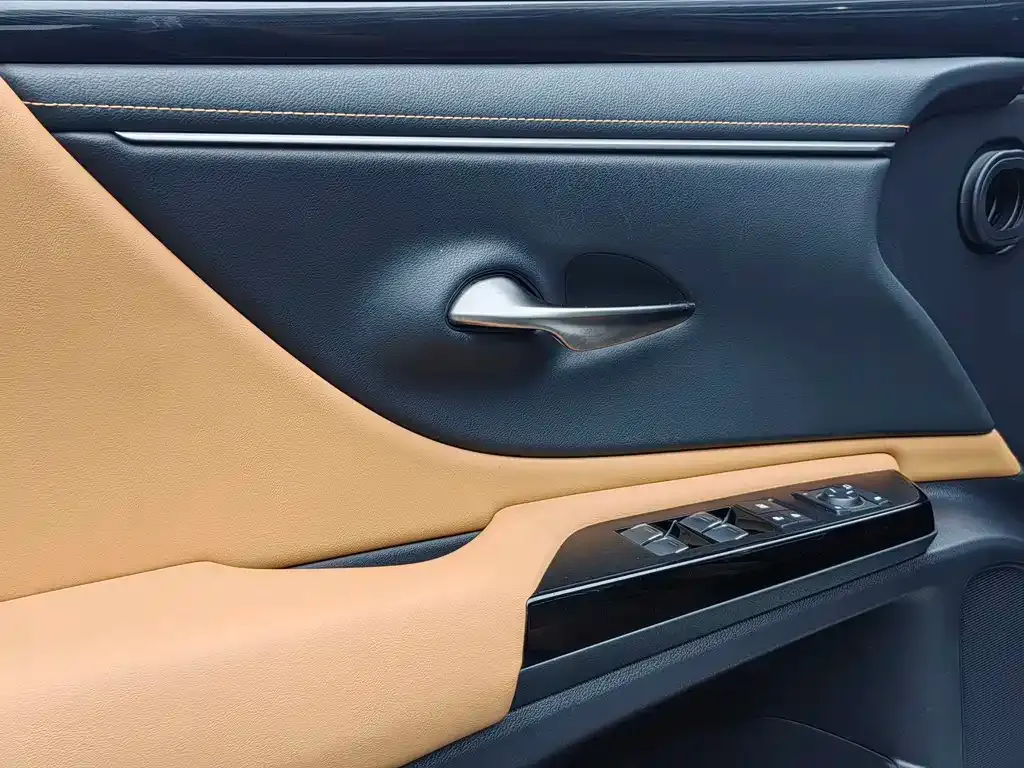 Lexus ES 2022 из CN, фото 3
