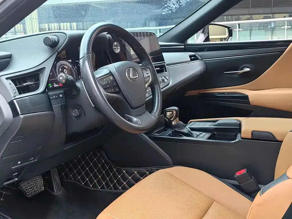 Lexus ES 2022 из CN, фото 10
