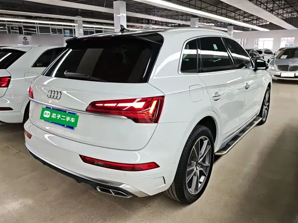 Audi Q5L 2021 из CN, фото 3