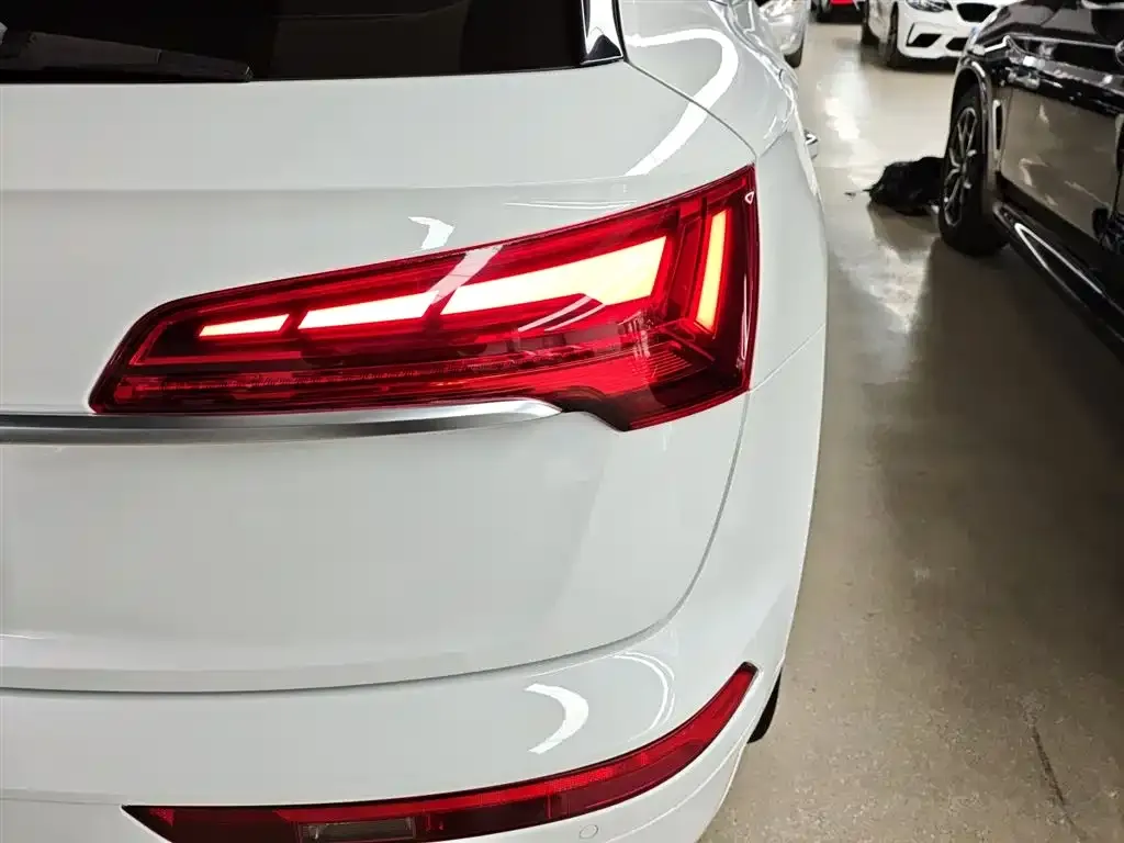 Audi Q5L 2021 из CN, фото 6