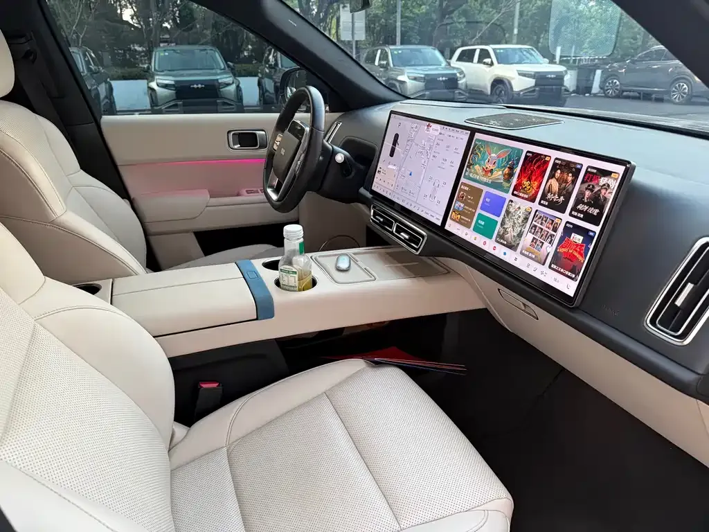 Li Auto L8 2023 из CN, фото 4