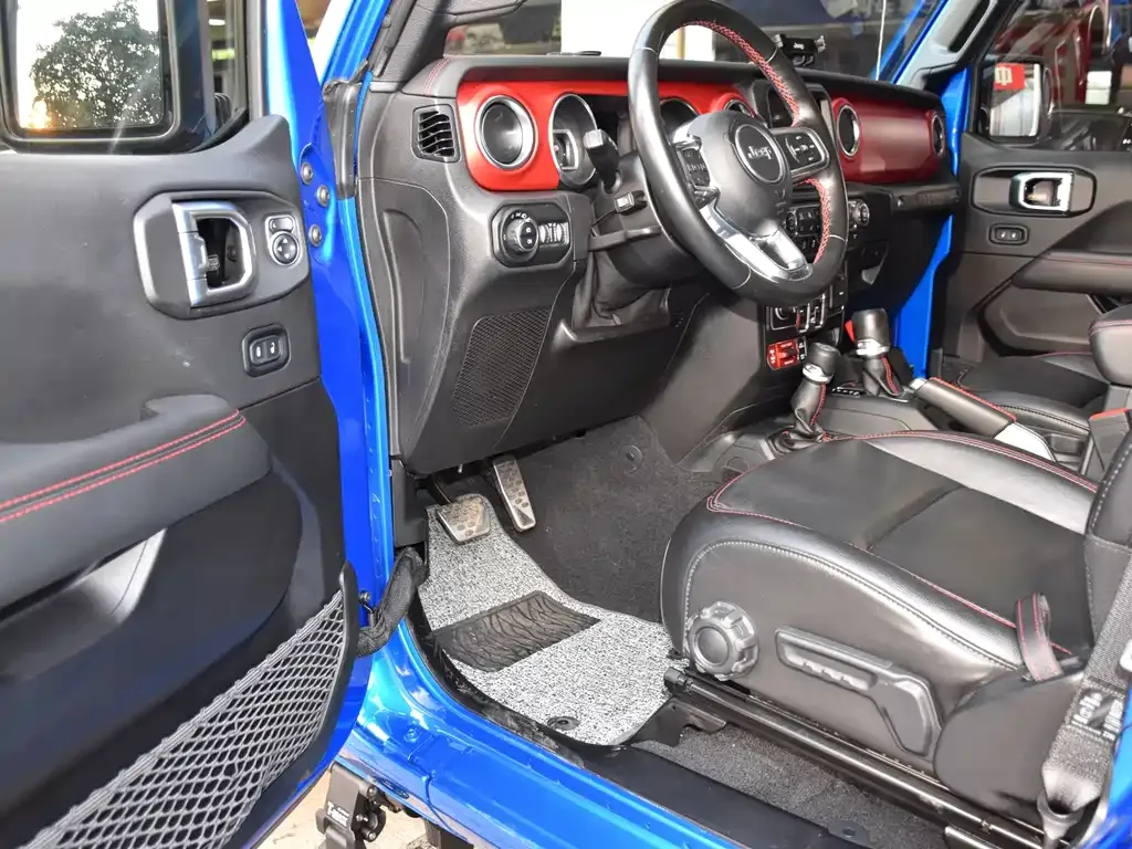 Jeep Wrangler 2021 из CN, фото 10