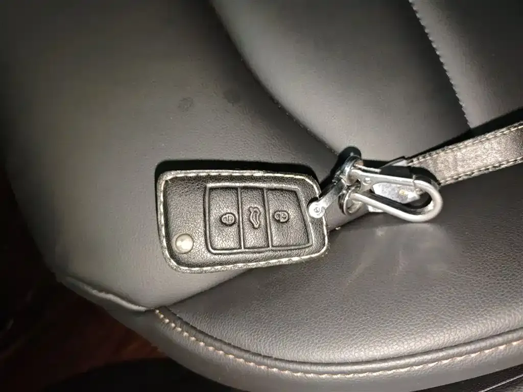 Volkswagen Tharu 2021 из CN, фото 9