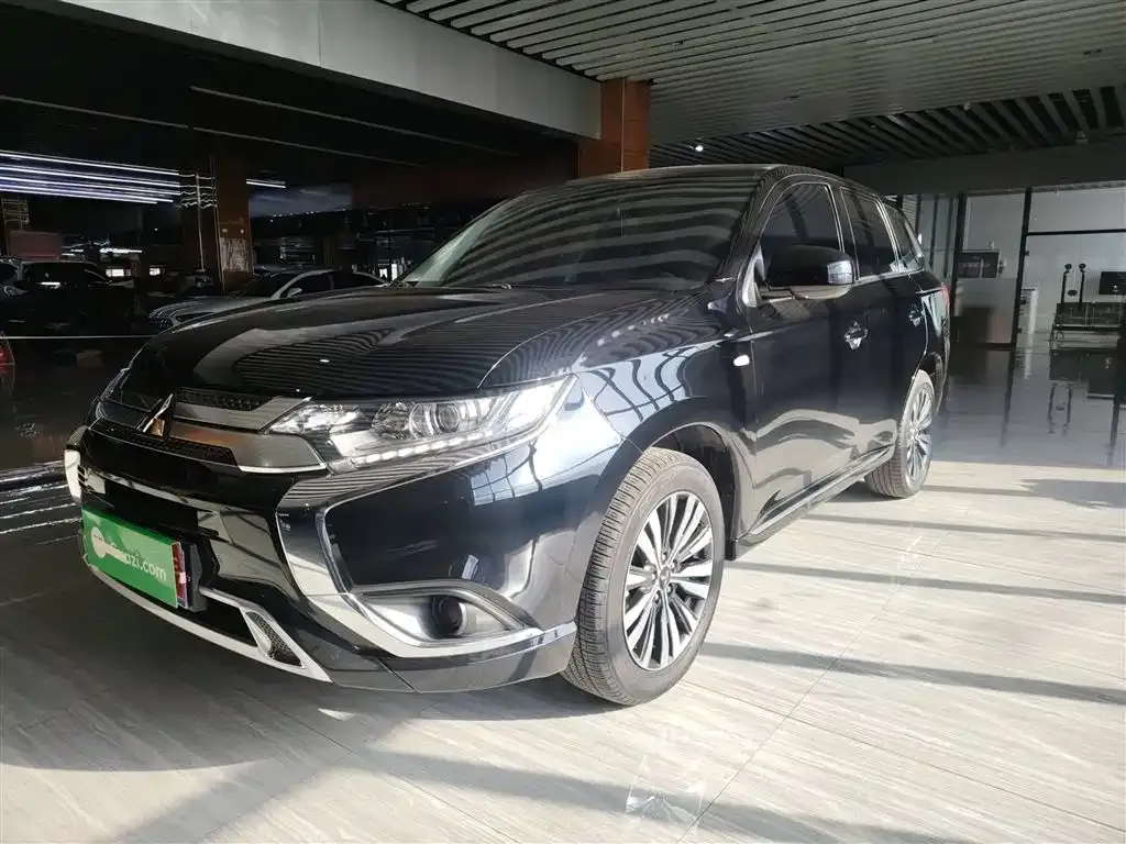 Mitsubishi Outlander 2022 из CN, фото 6