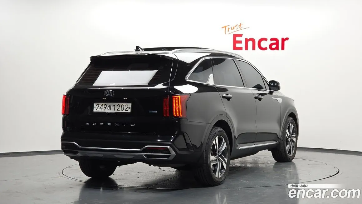 Kia Sorento — фото 4