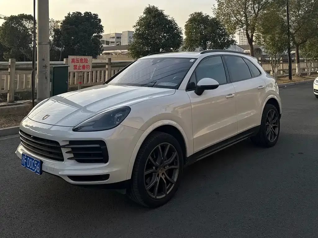 Porsche Cayenne 2023 из CN, фото 1