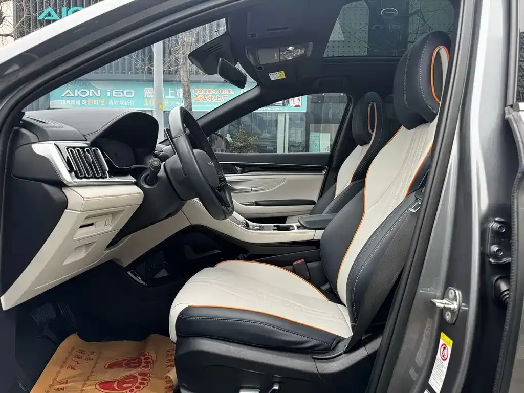 BYD PLUS New Energy — фото 4