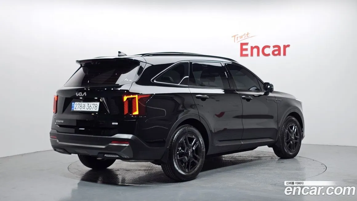 Kia Sorento — фото 7