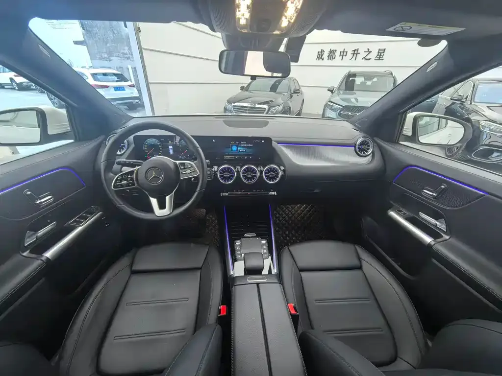 Mercedes-Benz GLA — фото 9