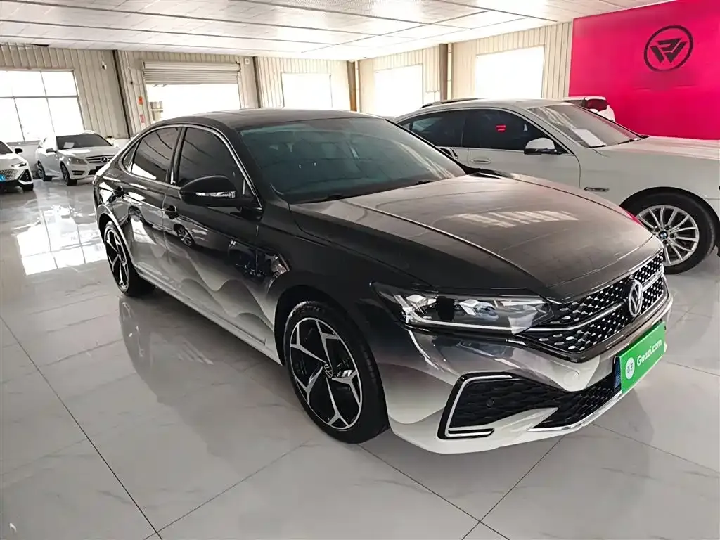 Volkswagen Passat 2024 из CN, фото 3