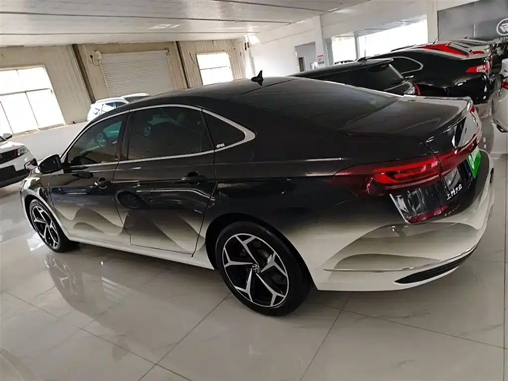 Volkswagen Passat 2024 из CN, фото 8