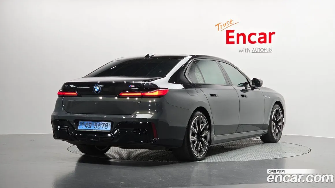 BMW i7 2025 из KR, фото 9