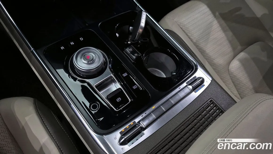 Kia Carnival 2025 из KR, фото 8