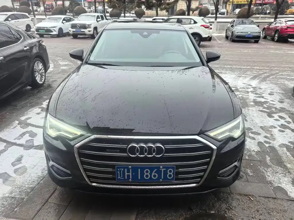 Audi A6L 2023 из CN, фото 3