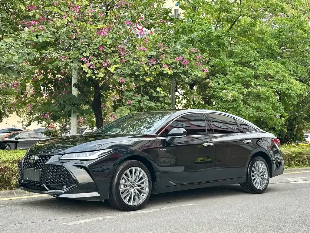 Toyota Avalon 2025 из CN, фото 1