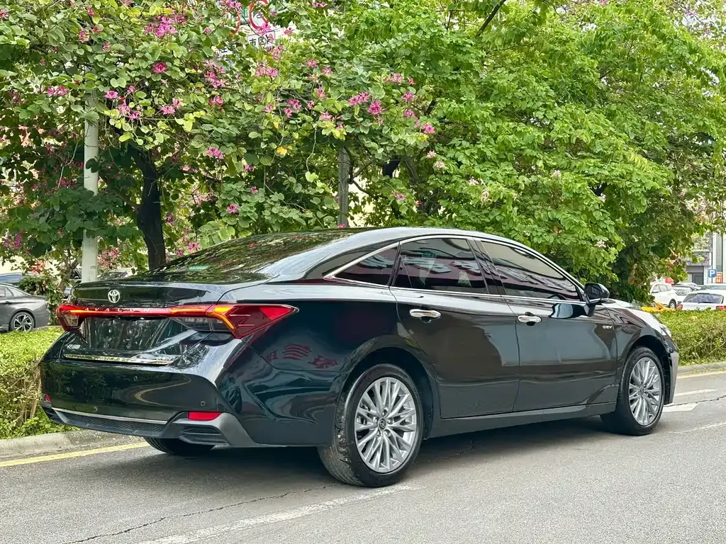 Toyota Avalon 2025 из CN, фото 3
