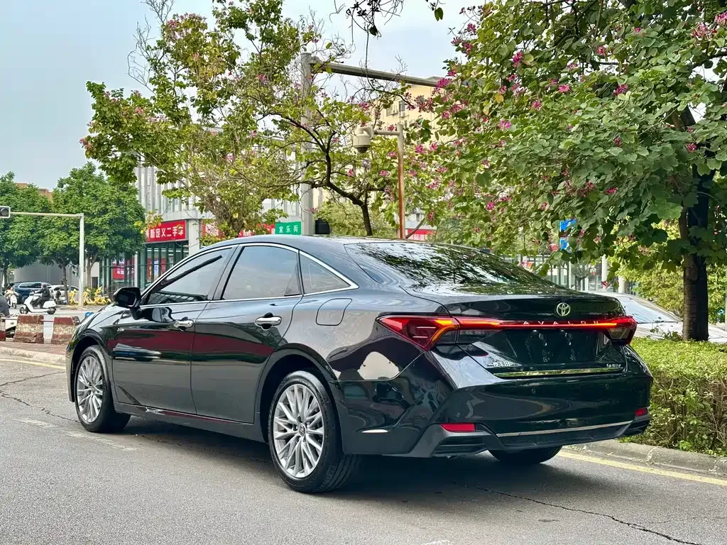 Toyota Avalon 2025 из CN, фото 6
