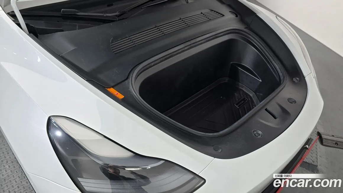 Tesla Model Y 2023 из KR, фото 4