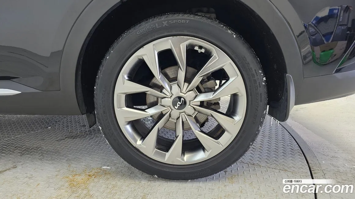 Kia Sorento — фото 9