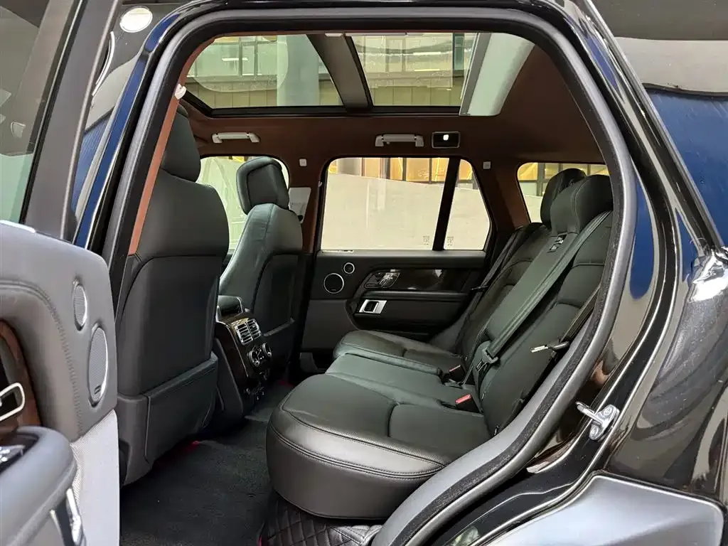 Land Rover Range Rover 2021 из CN, фото 3