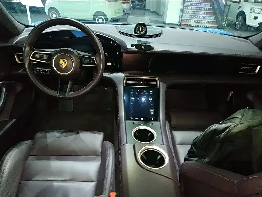 Porsche Taycan 2021 из CN, фото 4