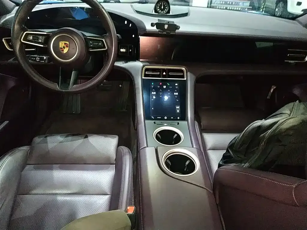Porsche Taycan 2021 из CN, фото 7