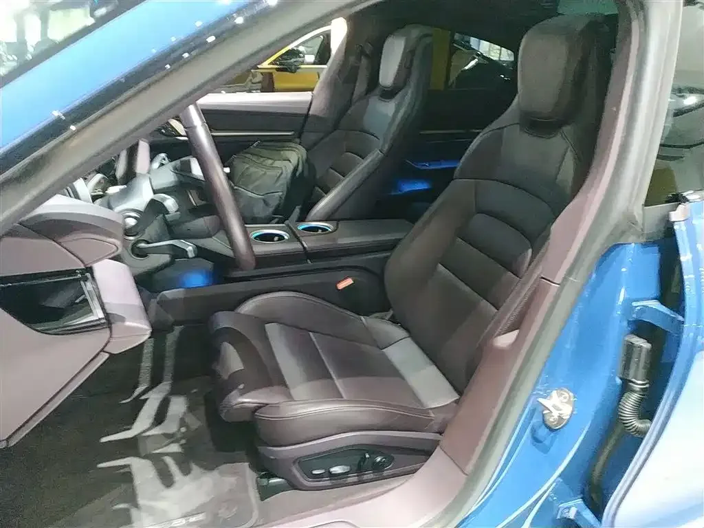 Porsche Taycan 2021 из CN, фото 6