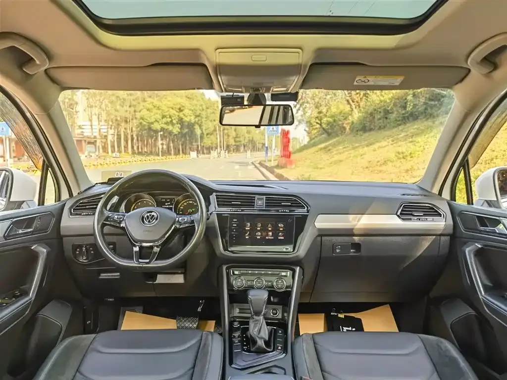 Volkswagen Tiguan L 2021 из CN, фото 5