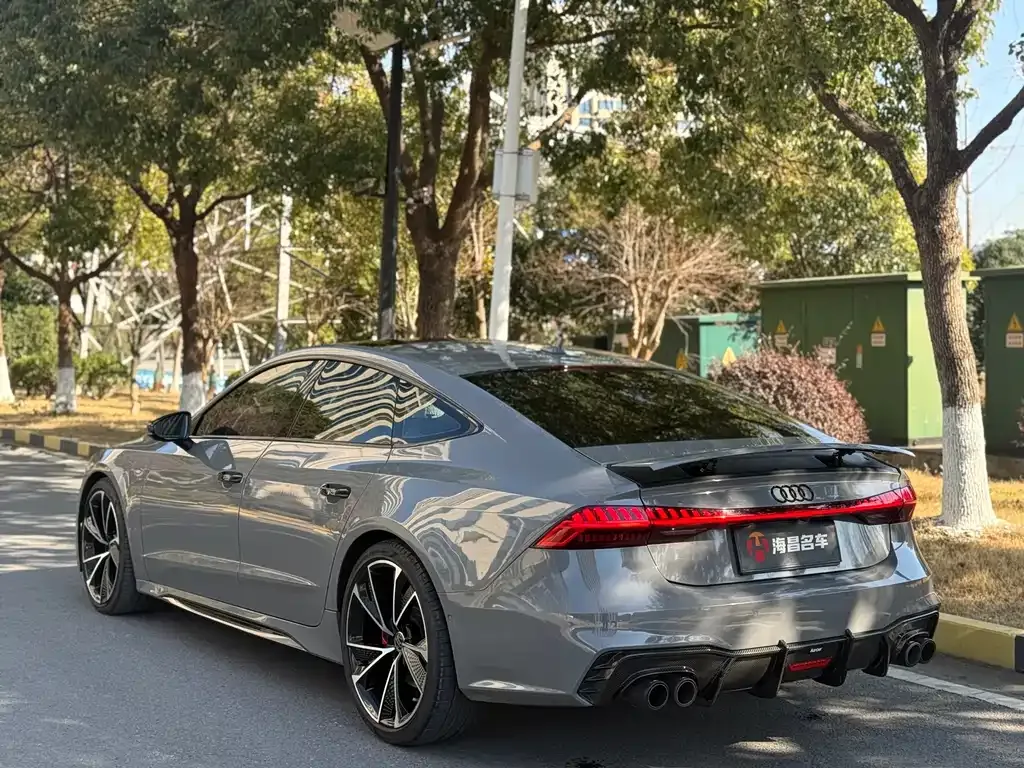 Audi A7 2021 из CN, фото 4
