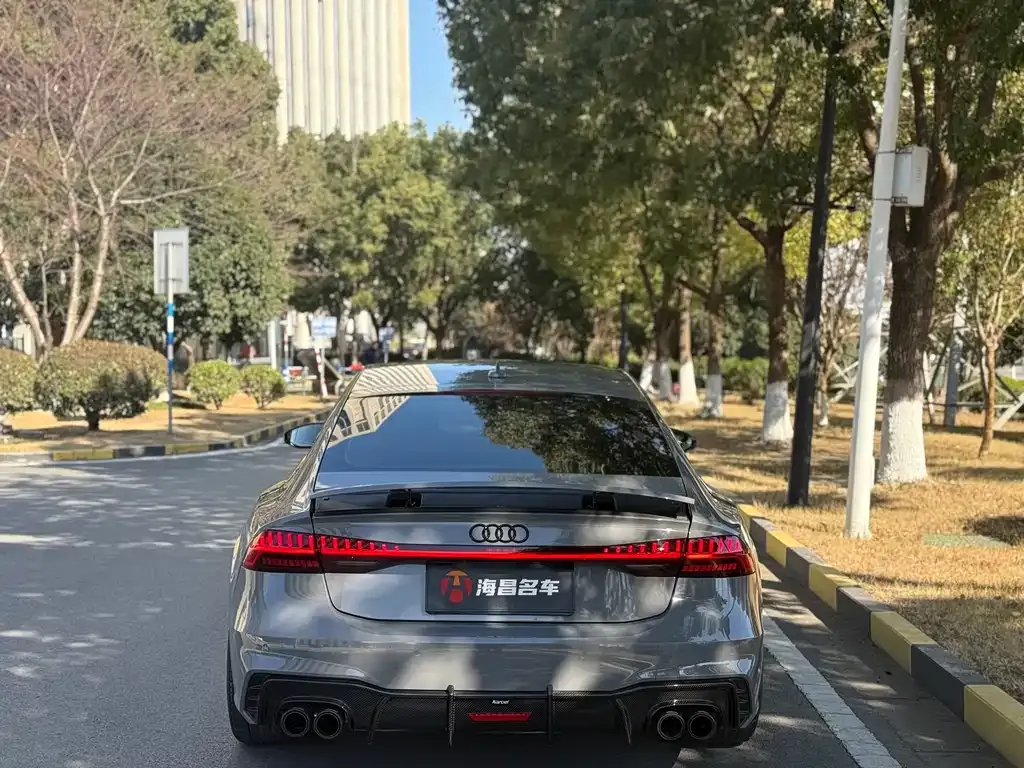 Audi A7 2021 из CN, фото 8