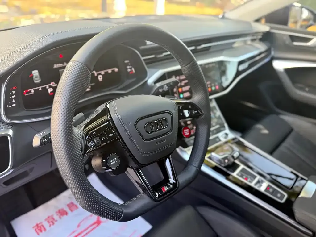 Audi A7 2021 из CN, фото 7