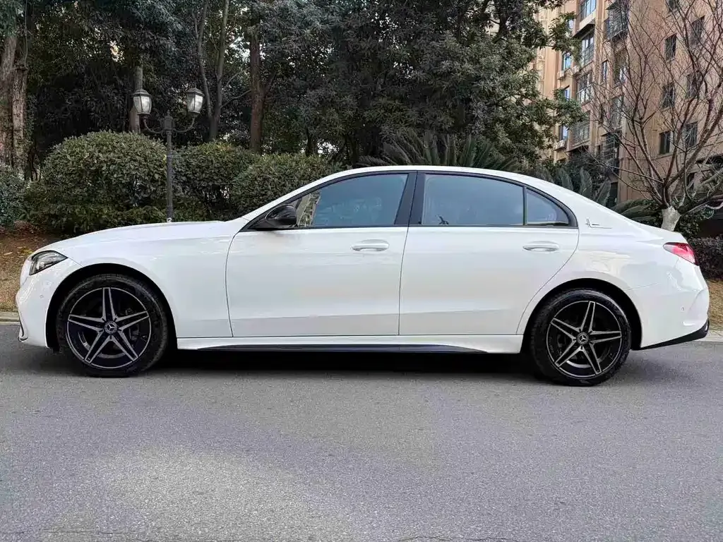 Mercedes-Benz C-Class 2024 из CN, фото 8