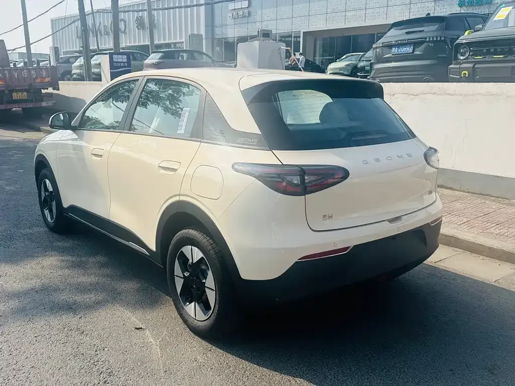 Geely Starburst — фото 2