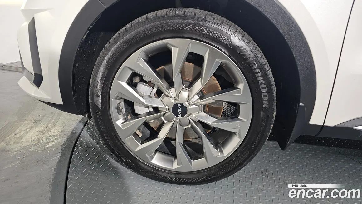 Kia Sorento — фото 5
