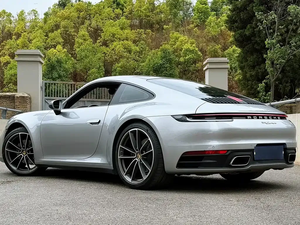 Porsche 911 — фото 10