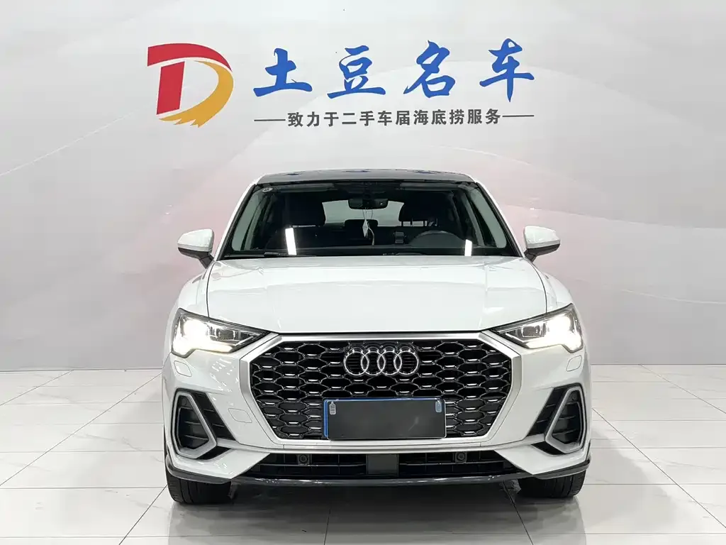 Audi Q3 Sportback — фото 2