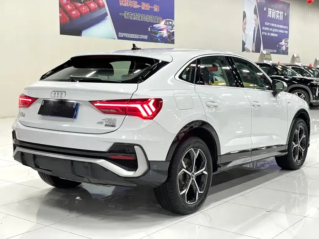 Audi Q3 Sportback — фото 6