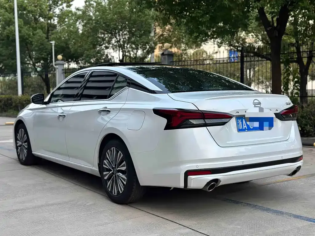 Nissan Teana 2023 из CN, фото 7
