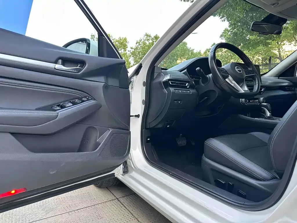 Nissan Teana 2023 из CN, фото 8