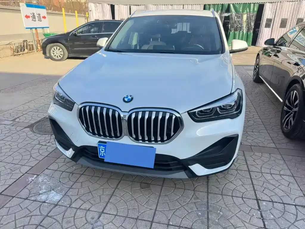 BMW X1 2022 из CN, фото 10