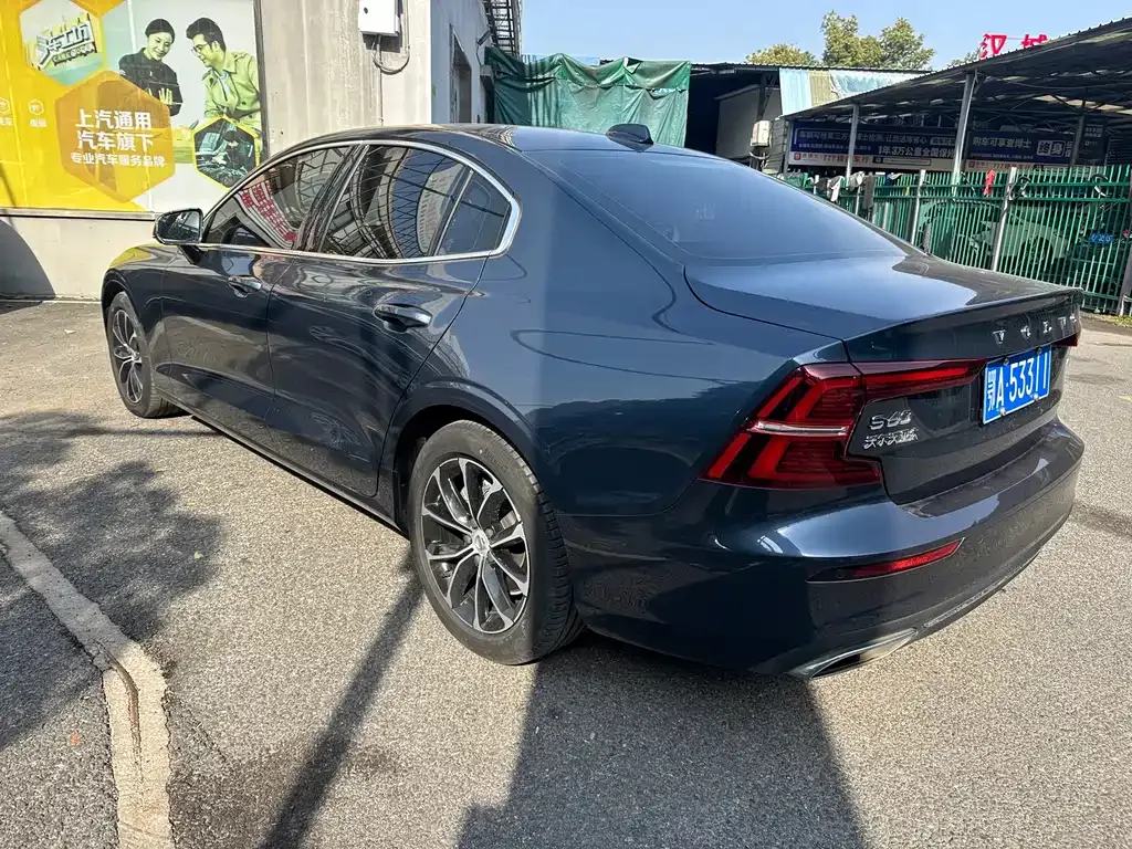 Volvo S60 2021 из CN, фото 7