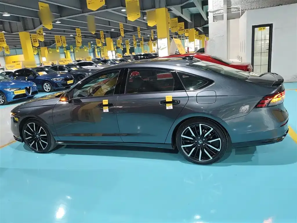 Honda Accord 2023 из CN, фото 4