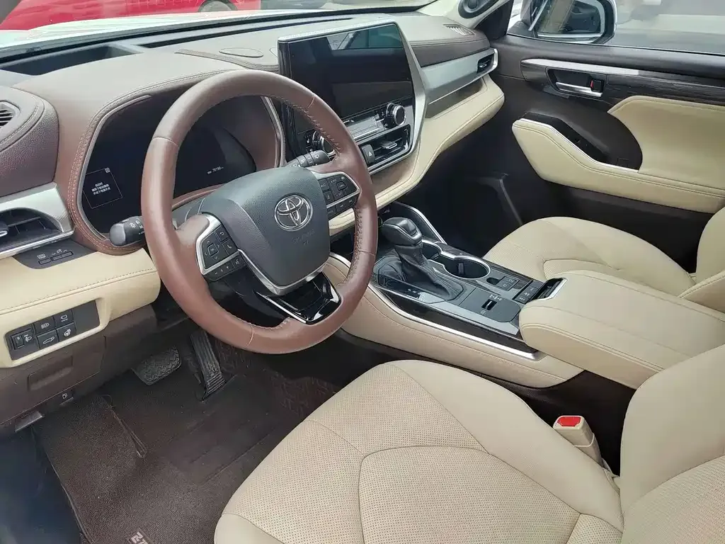 Toyota Highlander 2022 из CN, фото 10